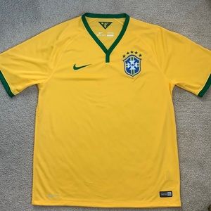 L Nike FIFA Brazil Home World Cup 2014 Soccer Jersey